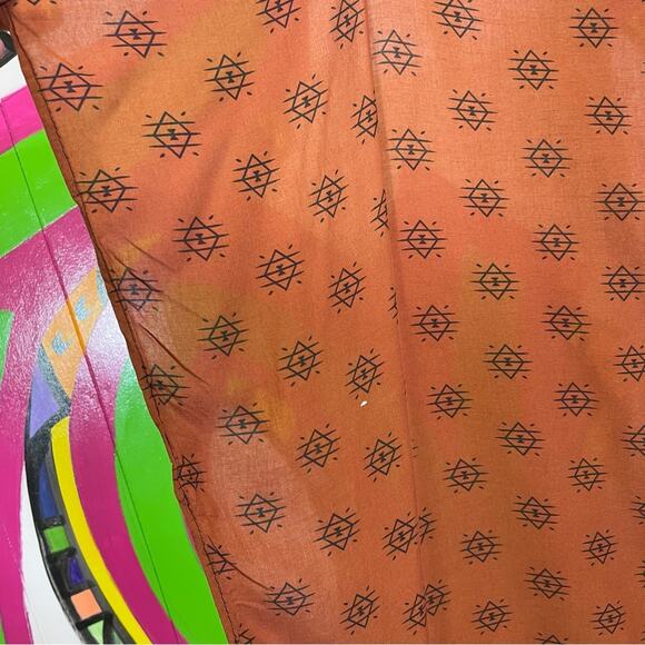 Western Themed Neck Tie, 35" by 35". In excellent condition! - Picture 2 of 4